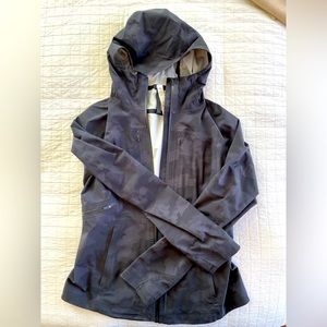 Lululemon running jacket